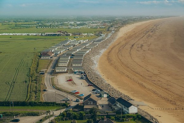 Unveil the magic of classic english christmas markets: the ultimate festive adventure guide
